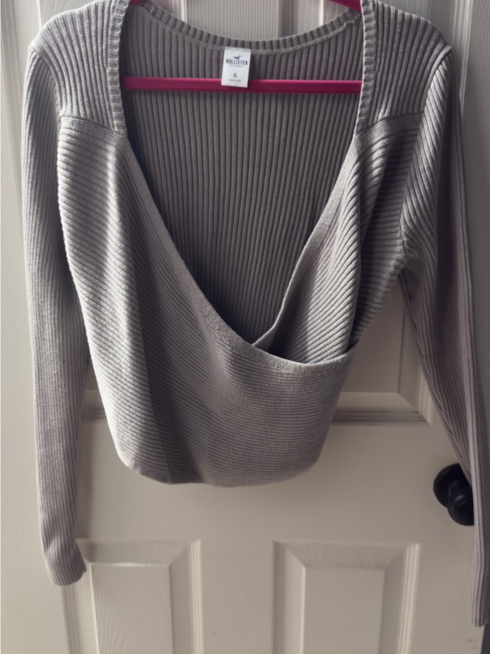 Hollister Ribbed V-Neck knit Wrap Sweater - Gray